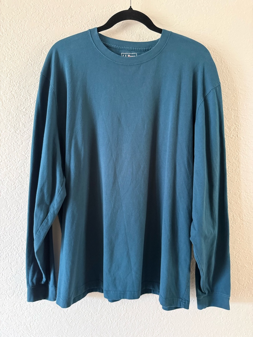 L.L. Bean Mens Traditional Fit Long Sleeve T-Shirt Size L Cotton Teal Blue VGUC